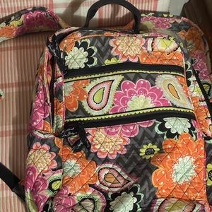 This is a lightly used Vera Bradley bag. :) (cheap)